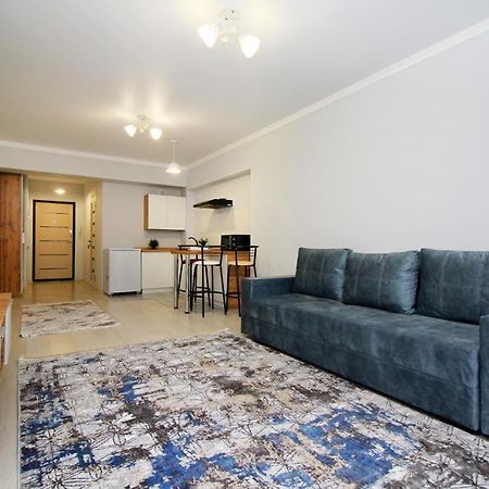 Cozy Studio In The Best Area! 4 Алматы Экстерьер фото